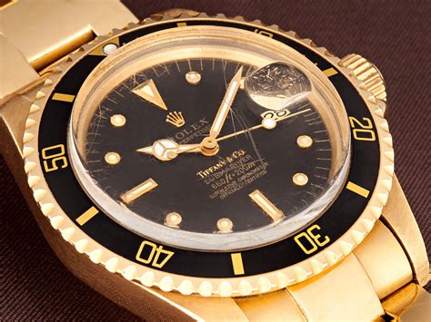 men gold rolex black plate|does rolex use real gold.